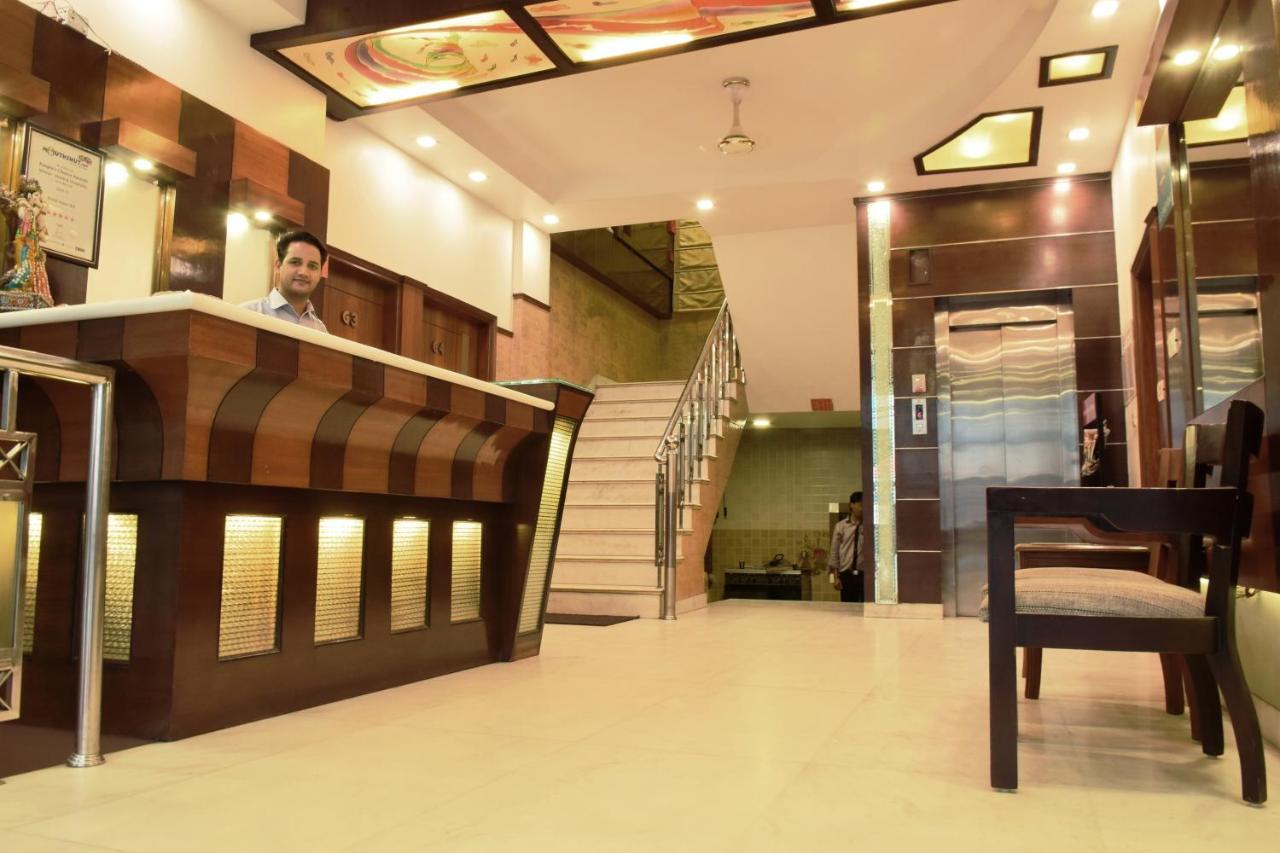 Hotel Aster Inn New Delhi Exterior foto