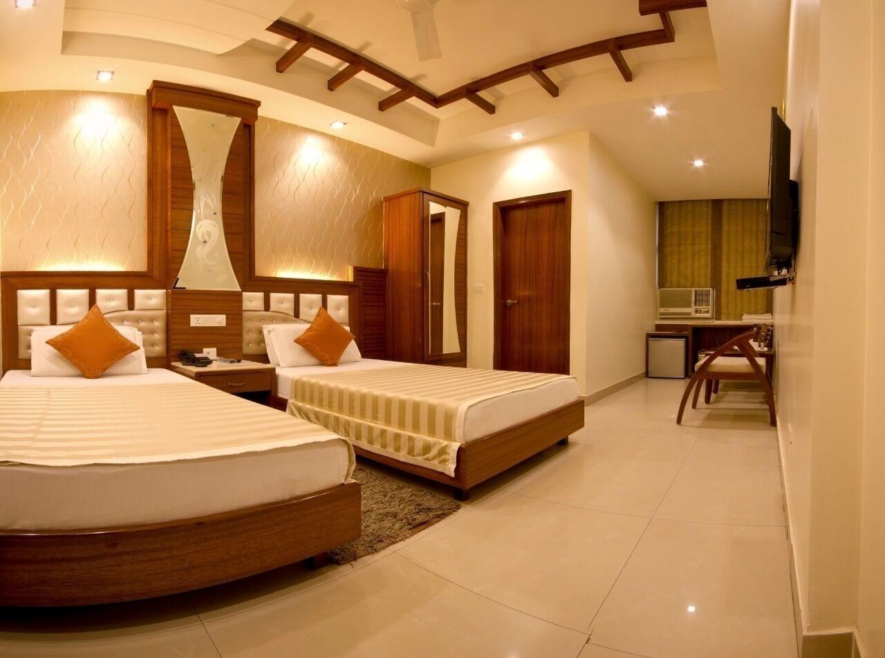 Hotel Aster Inn New Delhi Exterior foto