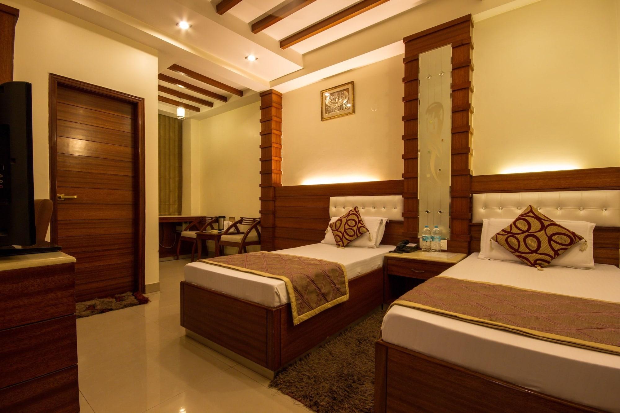 Hotel Aster Inn New Delhi Exterior foto