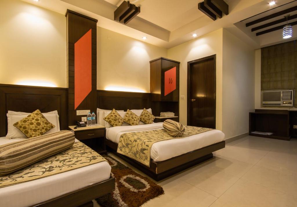 Hotel Aster Inn New Delhi Exterior foto