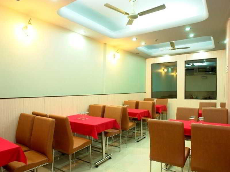 Hotel Aster Inn New Delhi Exterior foto