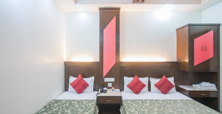 Hotel Aster Inn New Delhi Exterior foto